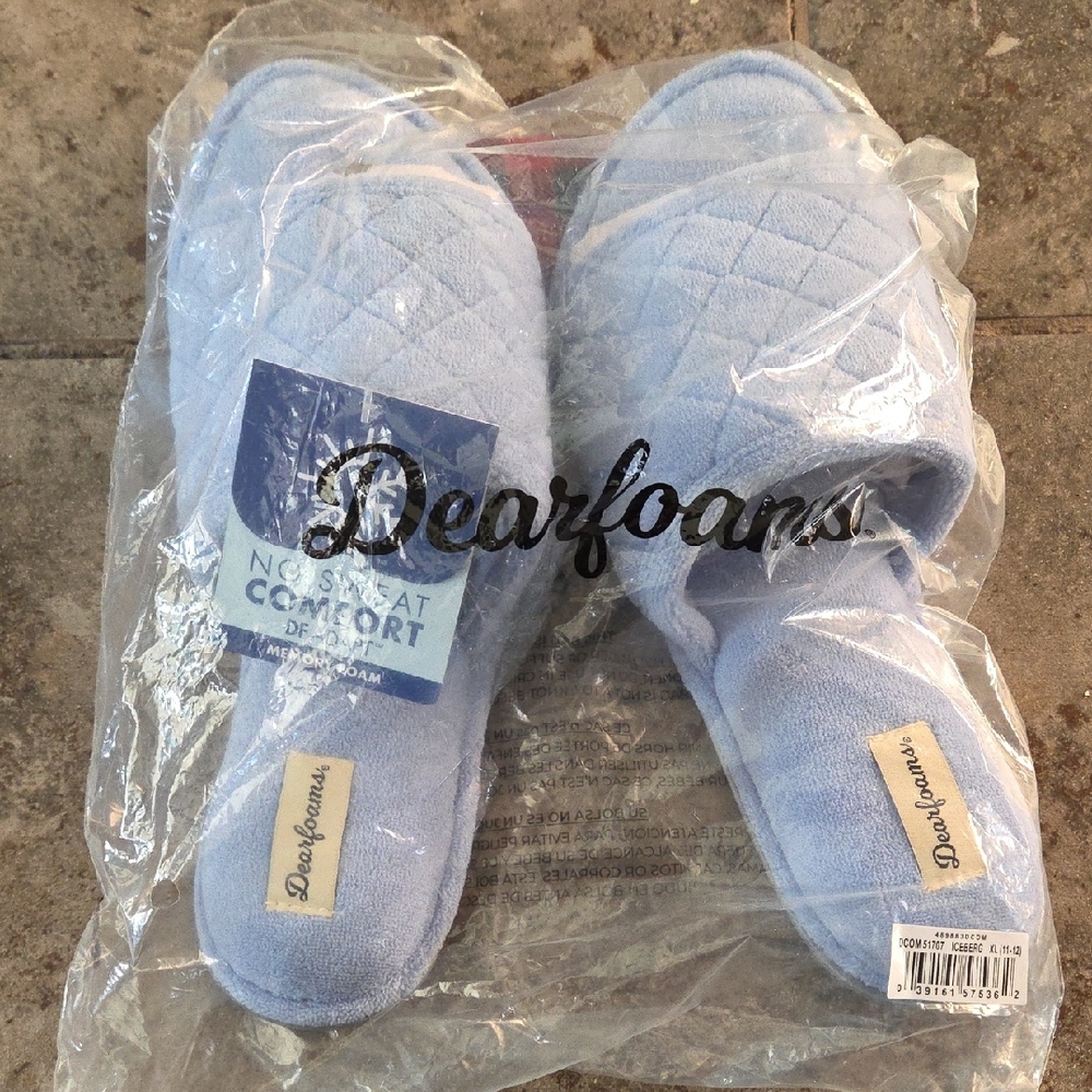Dearfoams Soft Blue Quilted Slippers